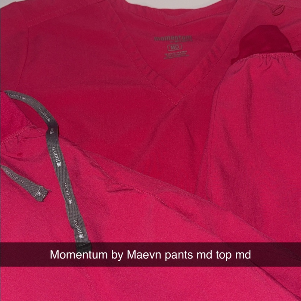Maevn Women's Pink Scrub Set